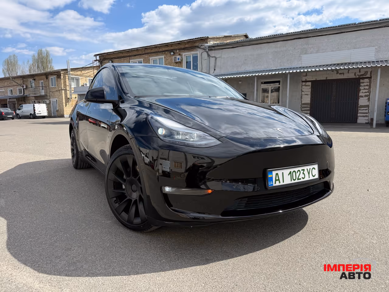Tesla Model Y - фото 2