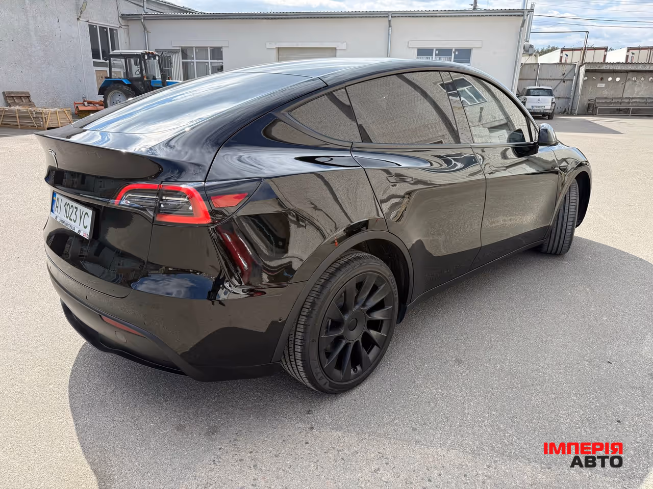Tesla Model Y - фото 6