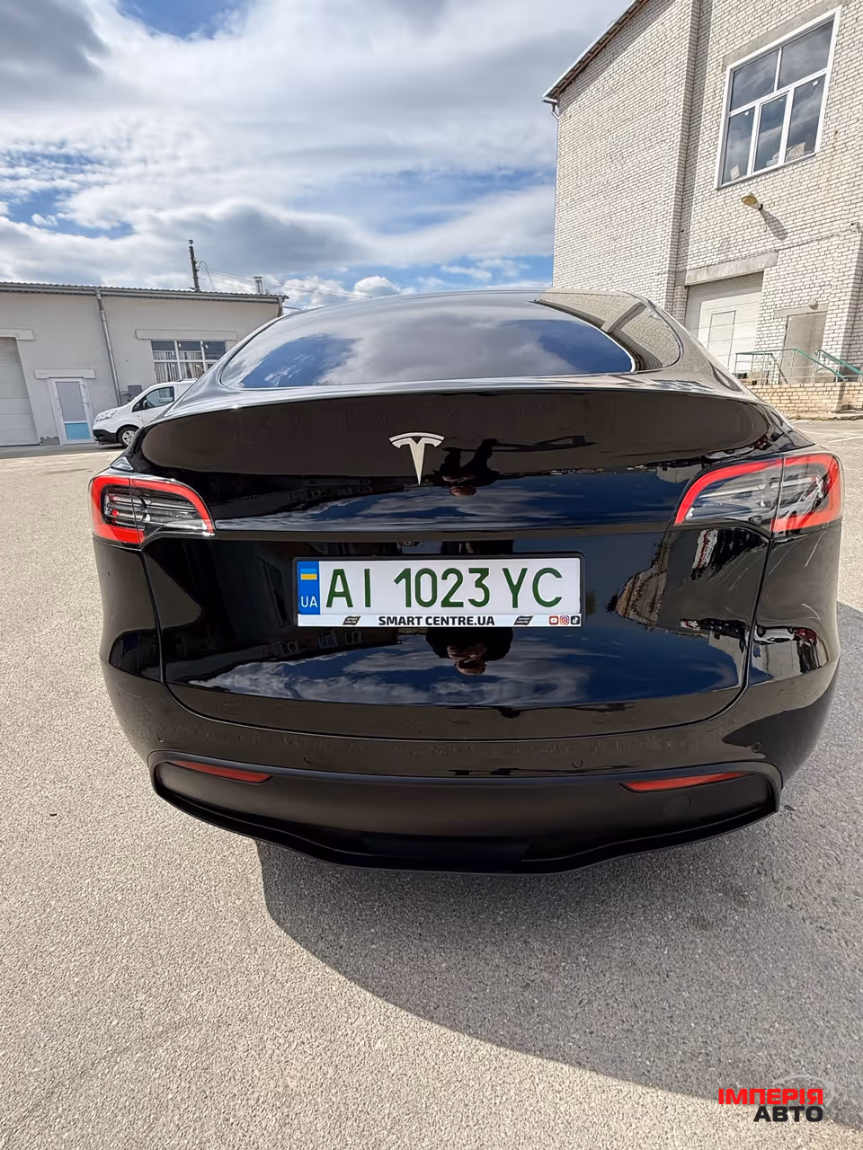Tesla Model Y - фото 4