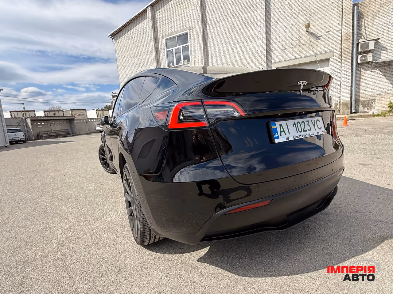 Tesla Model Y - фото 5