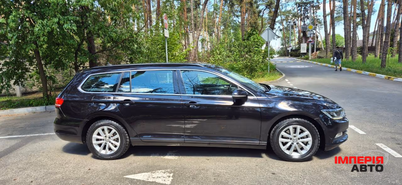 Volkswagen Passat - фото 3