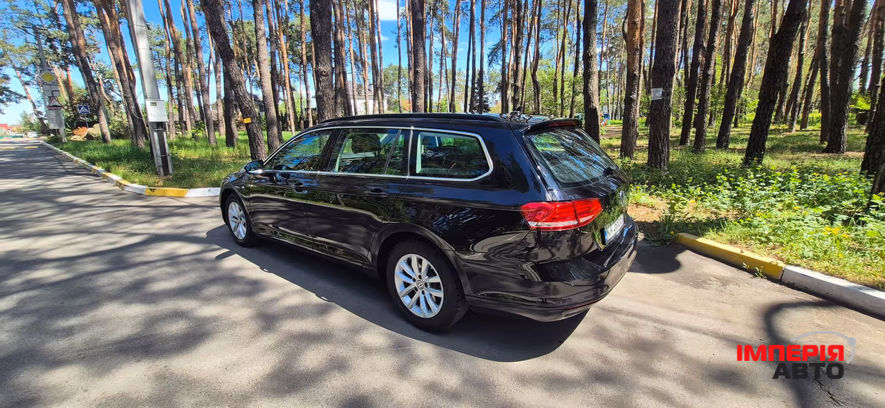 Volkswagen Passat - фото 12