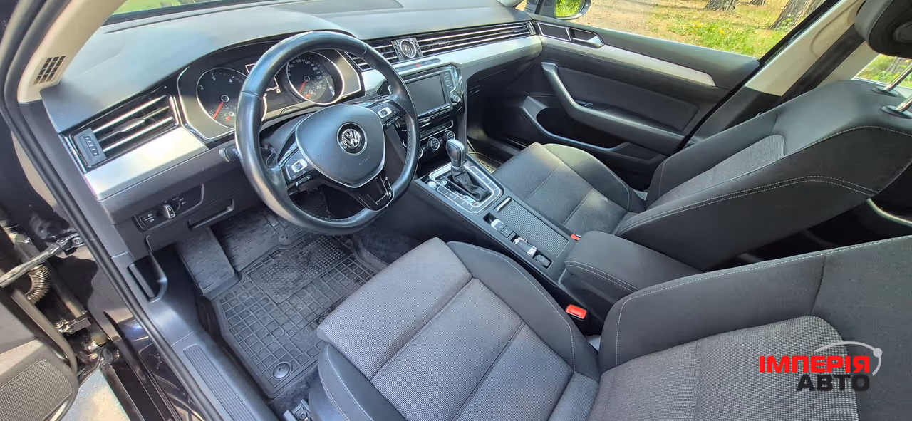 Volkswagen Passat - фото 22