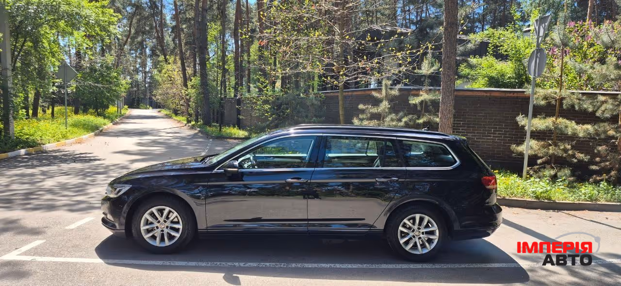 Volkswagen Passat - фото 7