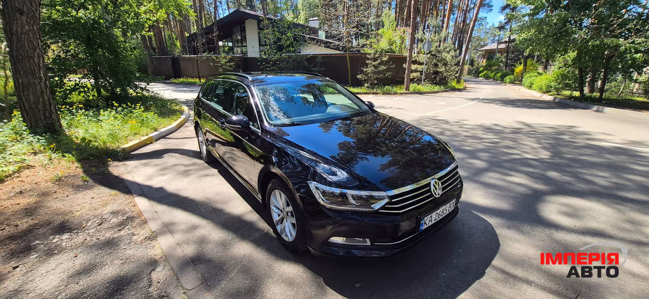 Volkswagen Passat - фото 16