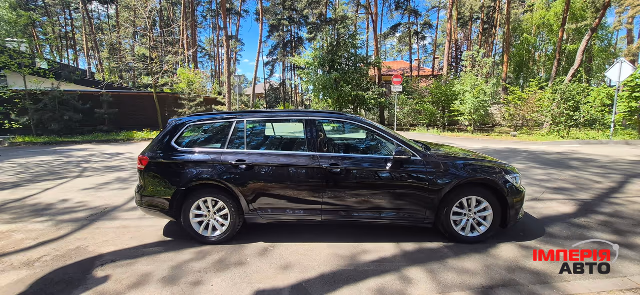 Volkswagen Passat - фото 17