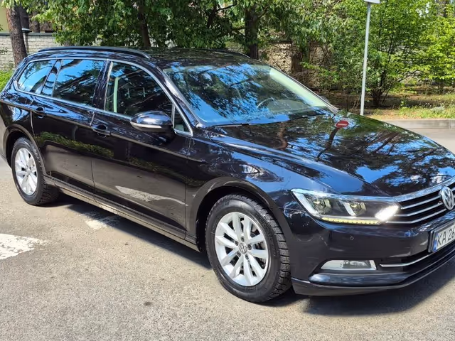 Volkswagen Passat - фото 2