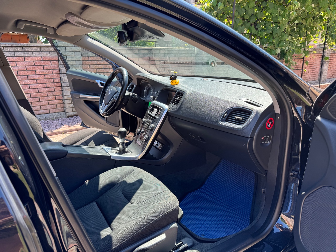 Volvo V60 - фото 21