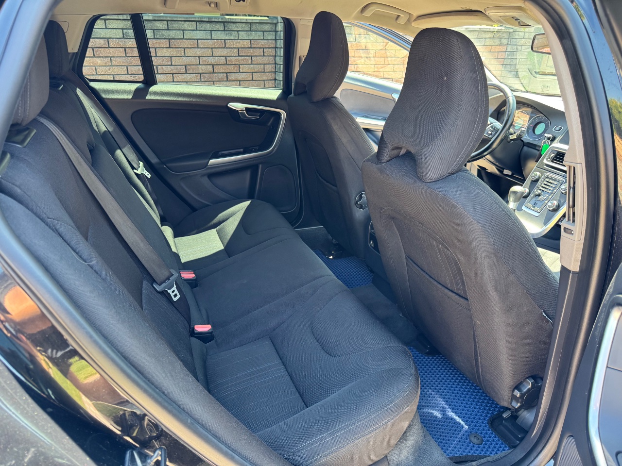 Volvo V60 - фото 6