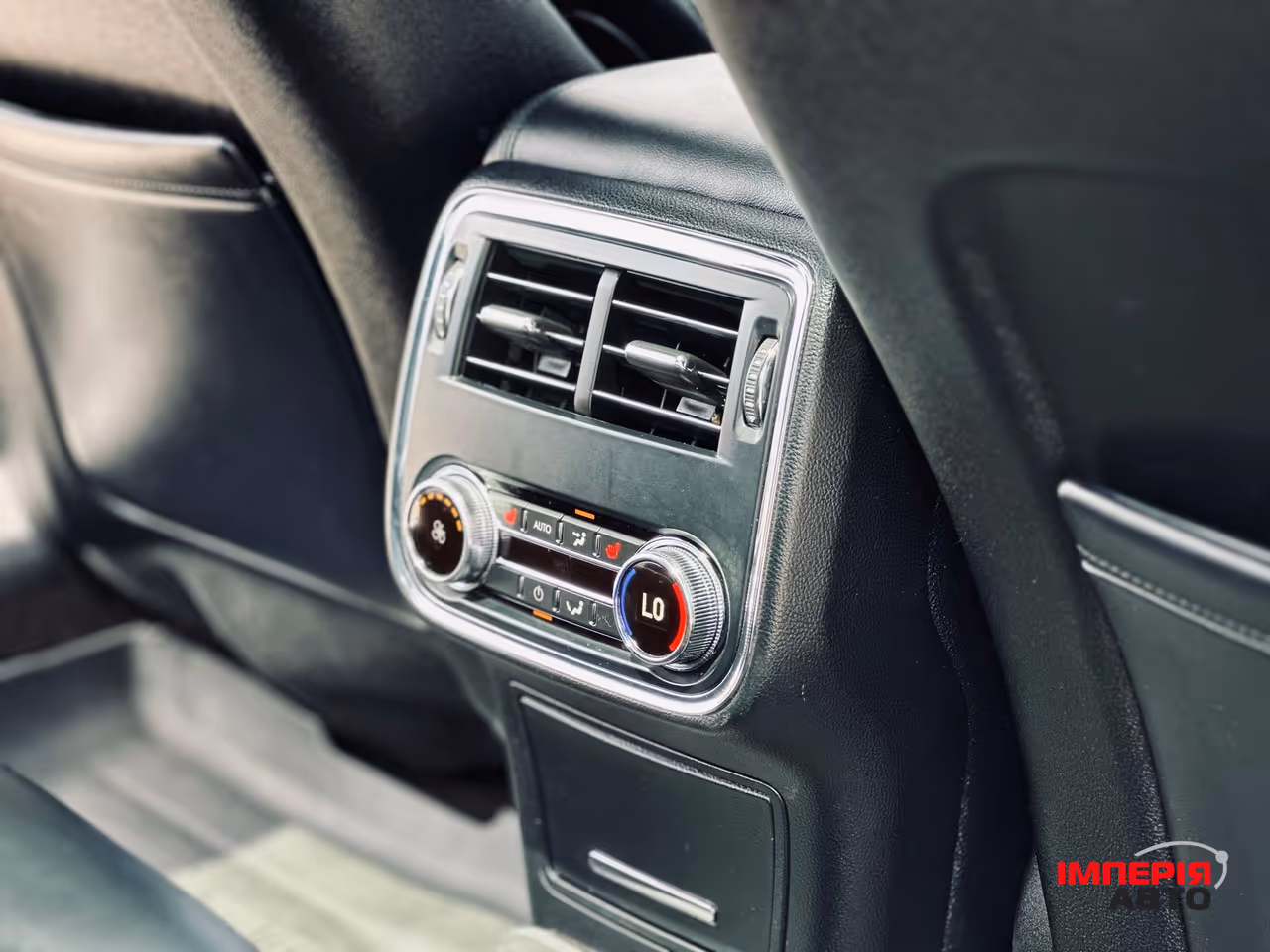 Lincoln Continental - фото 12