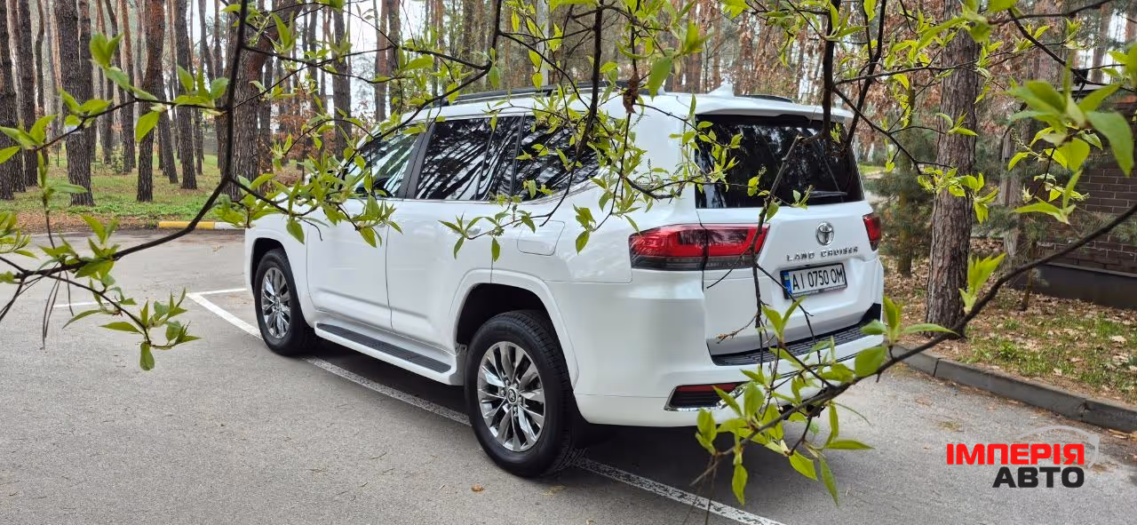 Toyota Land Cruiser - фото 9