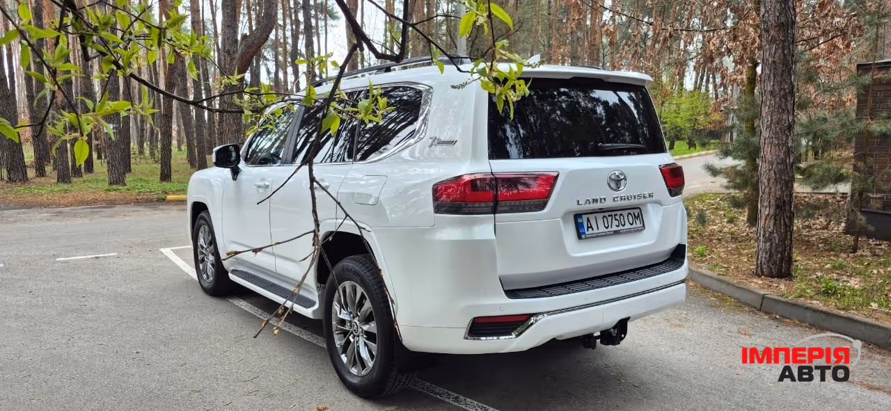 Toyota Land Cruiser - фото 8