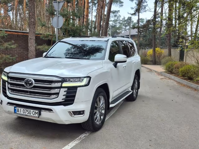 Toyota Land Cruiser - фото 2