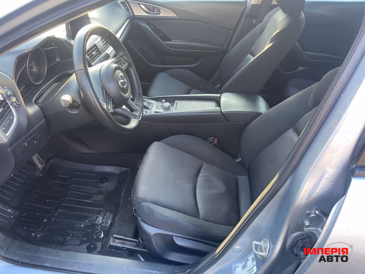 Mazda 3 - фото 19