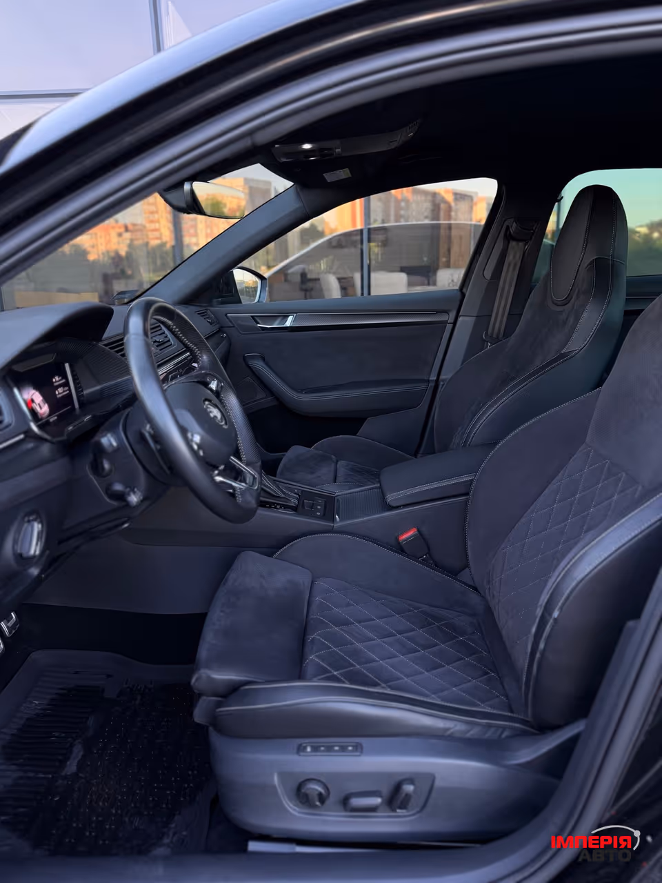 Skoda Superb - фото 28