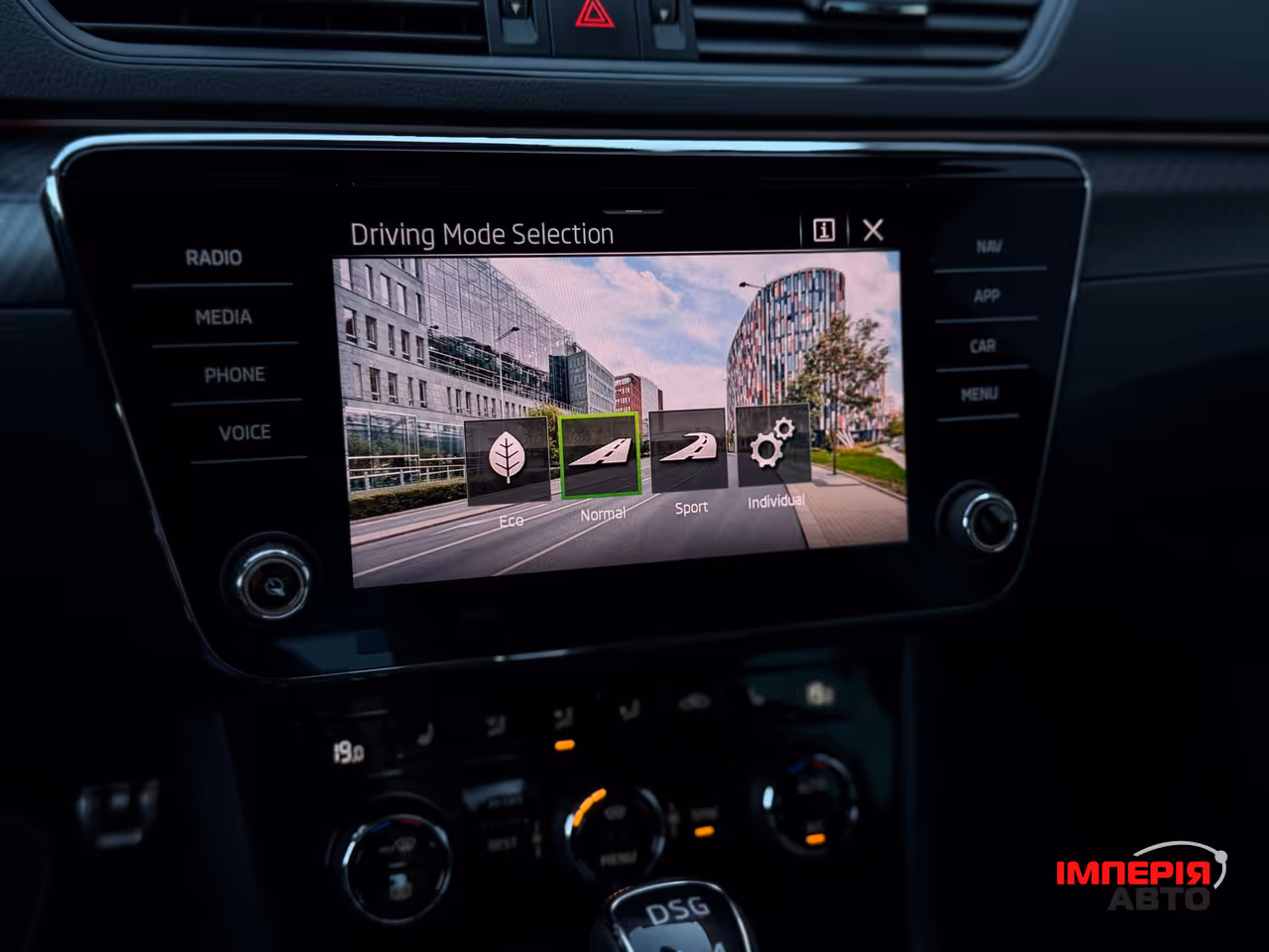Skoda Superb - фото 54