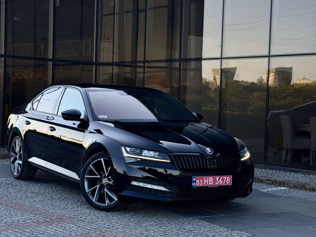 Skoda Superb - фото 1