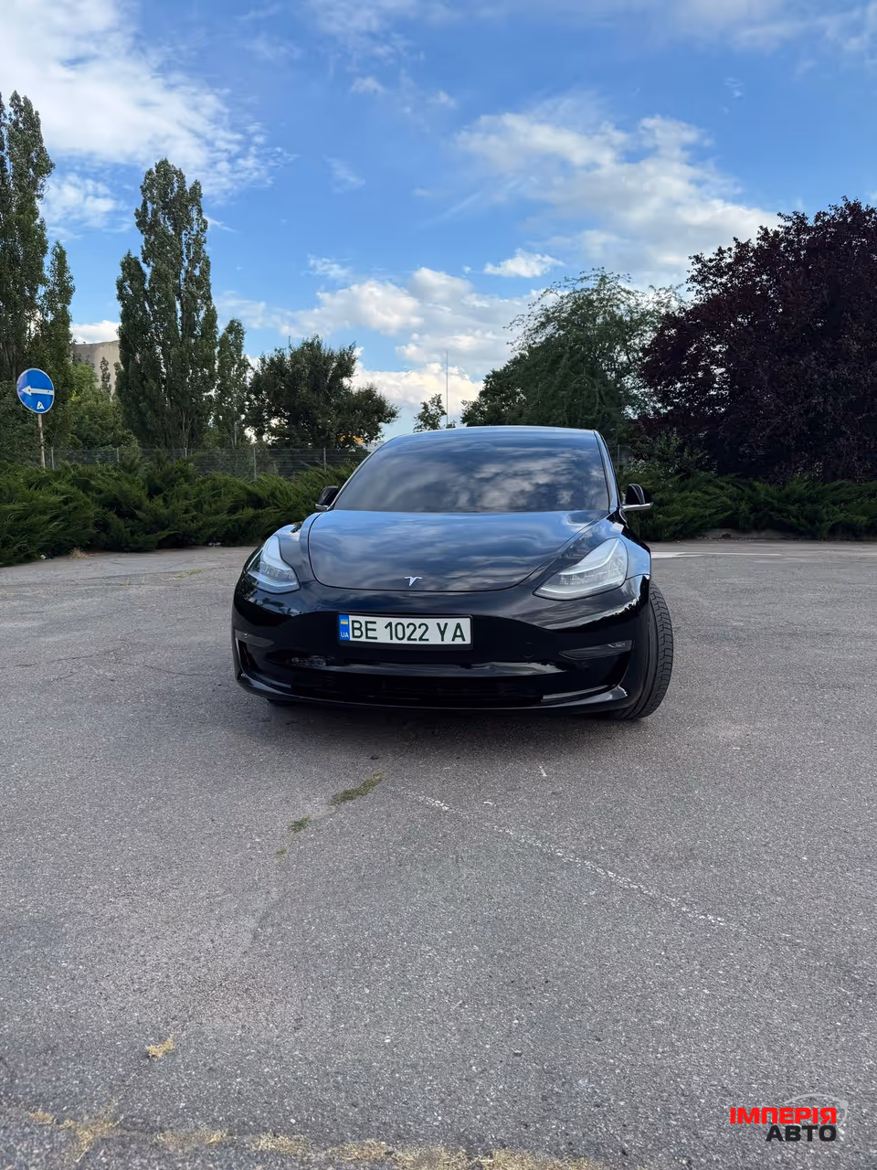 Tesla Model 3 - фото 1