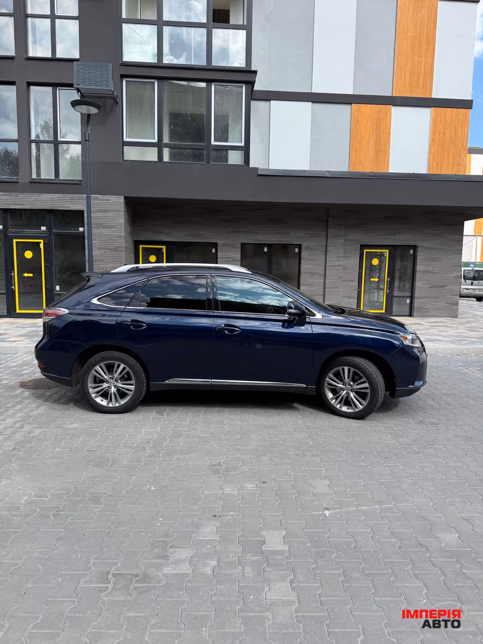 Lexus RX - фото 3