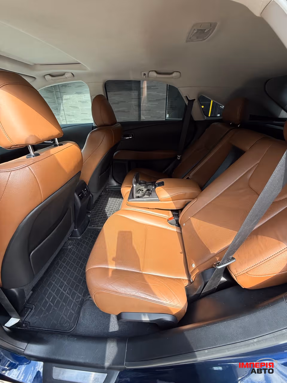 Lexus RX - фото 5