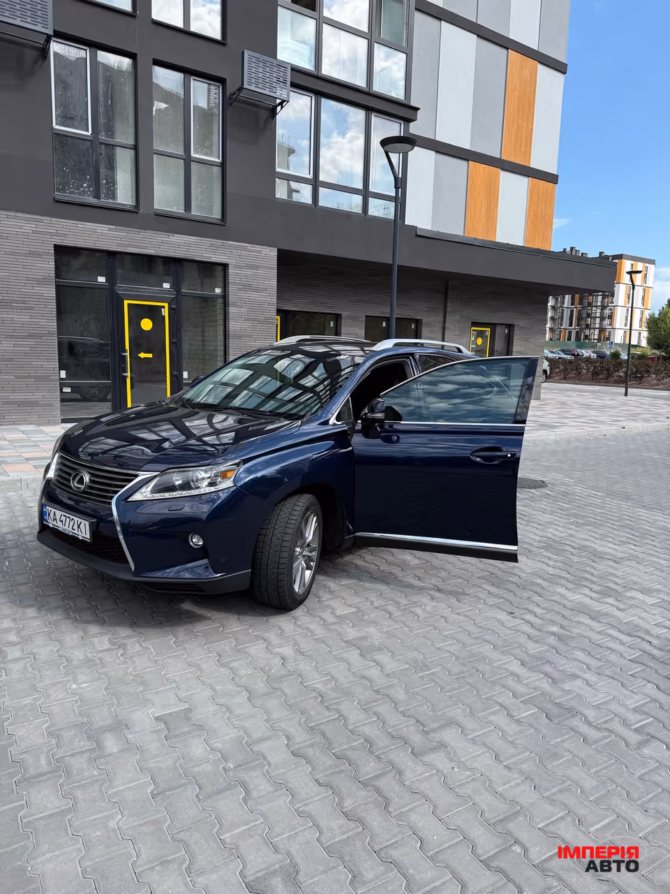 Lexus RX - фото 4