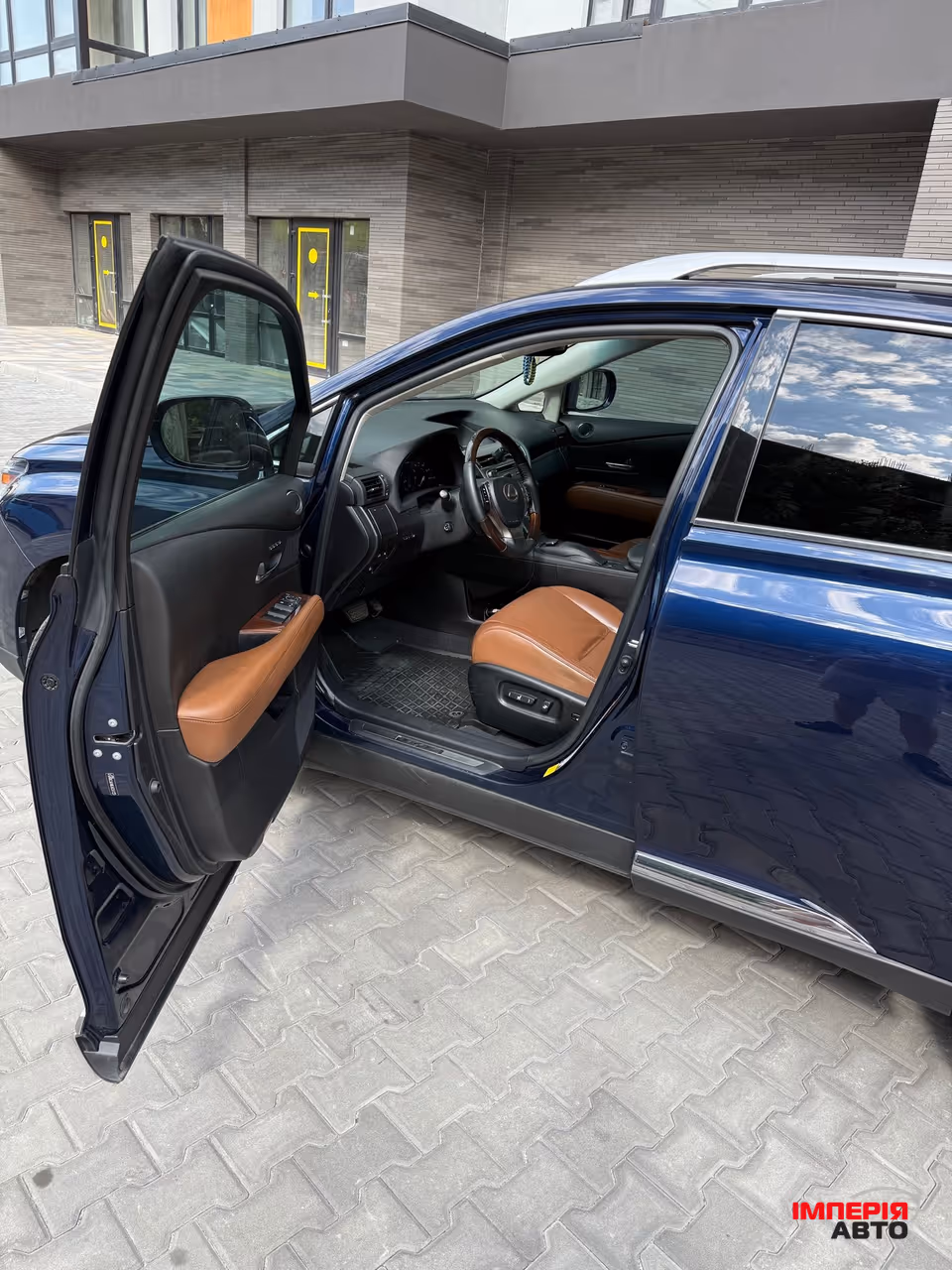 Lexus RX - фото 9