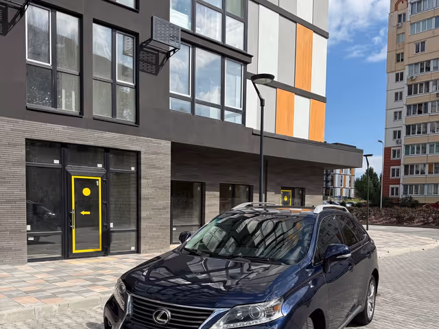Lexus RX - фото 2
