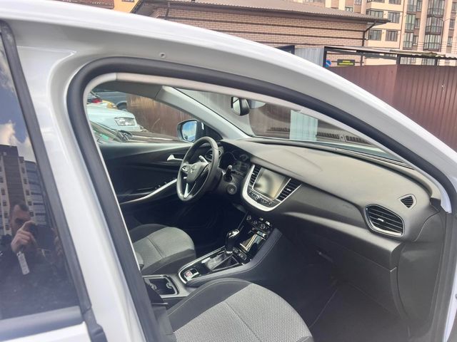 Opel Grandland X - фото 4