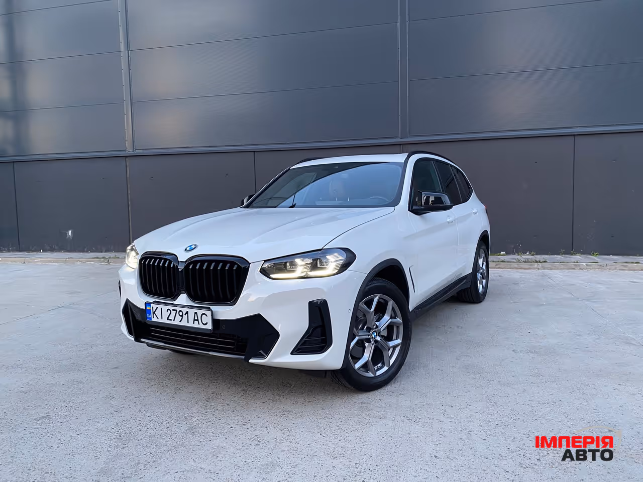 BMW X3 - фото 1