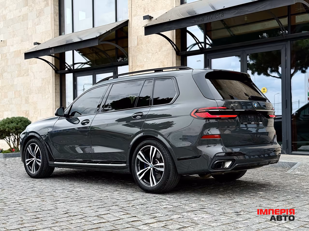 BMW X7 - фото 11