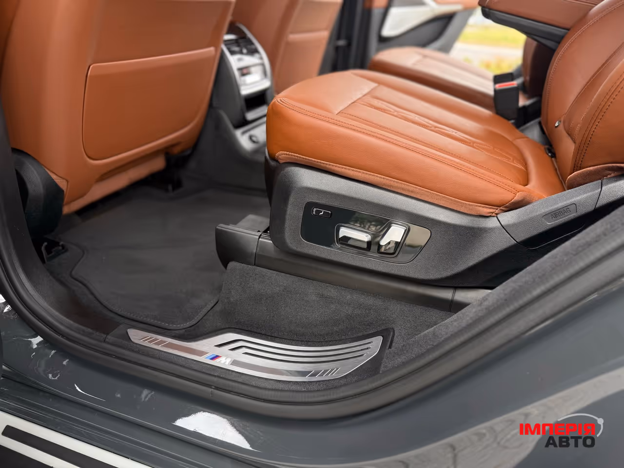 BMW X7 - фото 50