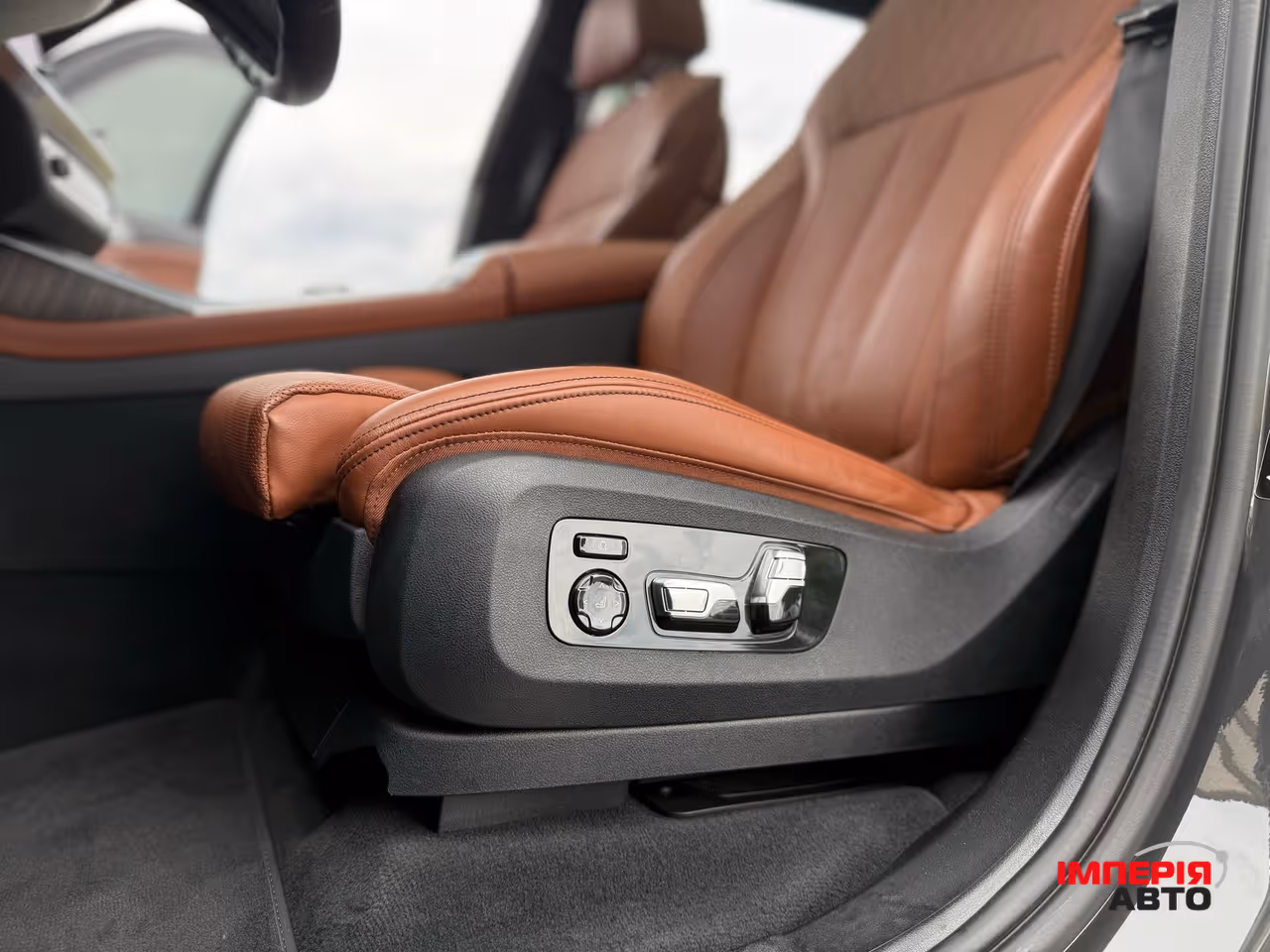 BMW X7 - фото 26