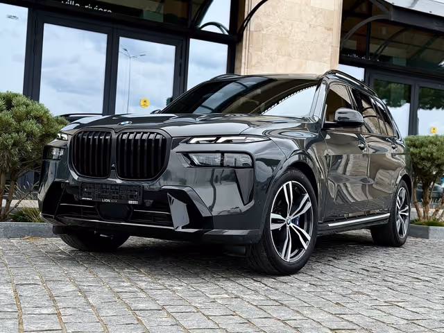 BMW X7 - фото 4