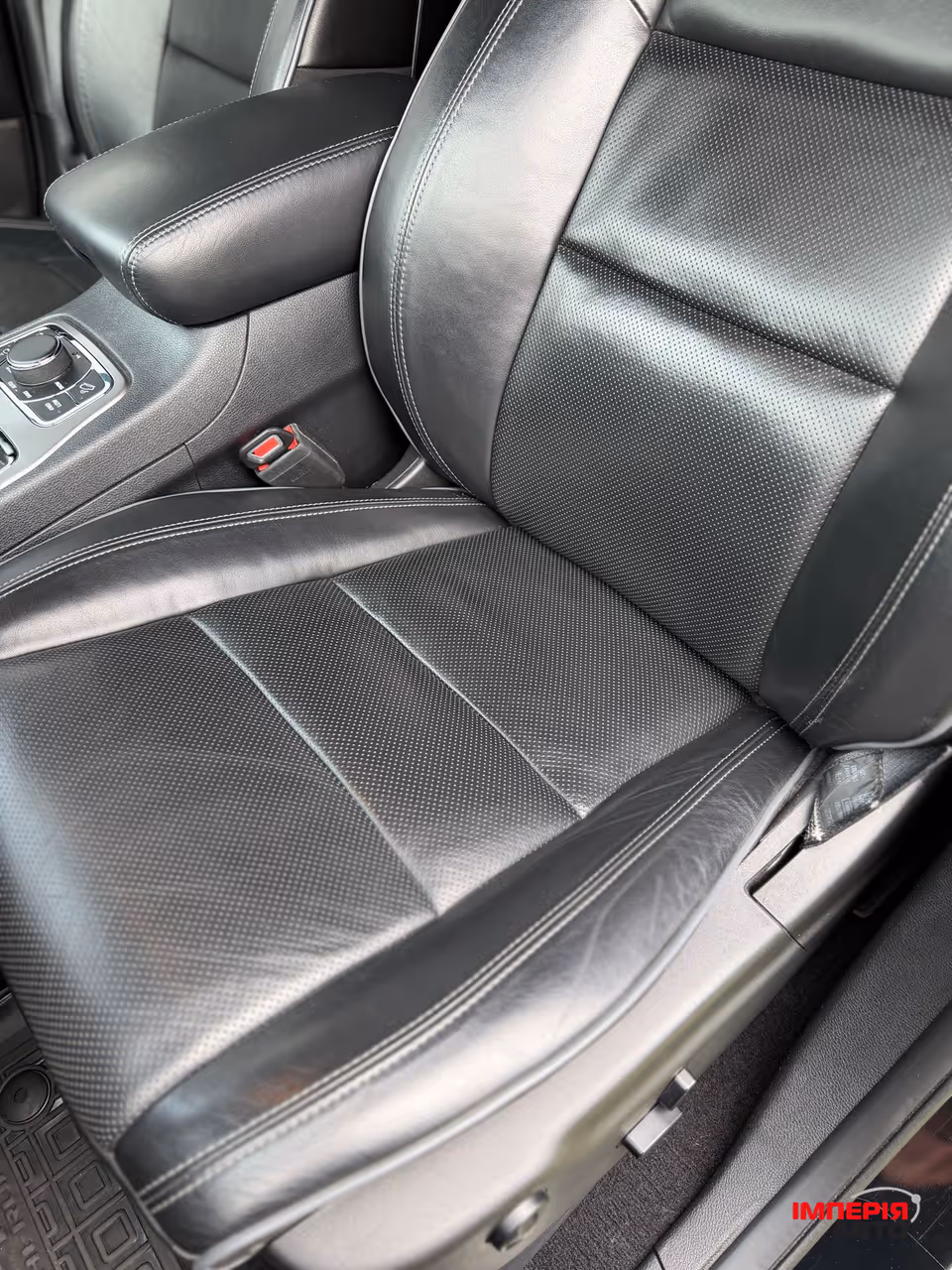 Jeep Grand Cherokee - фото 29