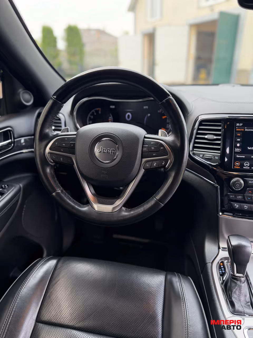 Jeep Grand Cherokee - фото 17