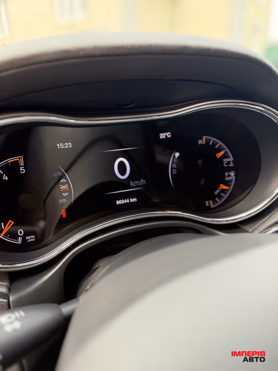 Jeep Grand Cherokee - фото 24