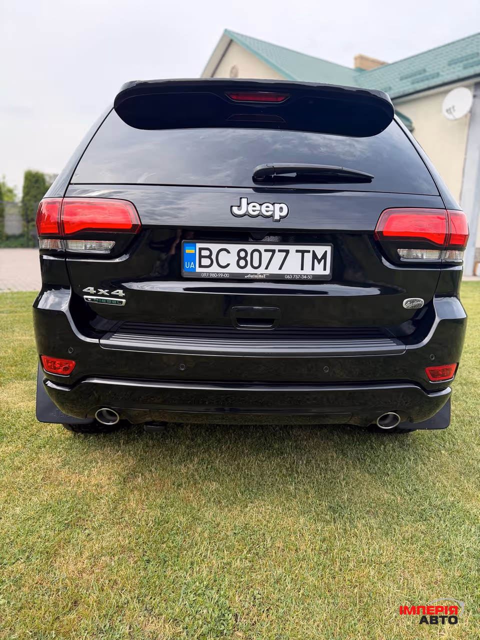 Jeep Grand Cherokee - фото 8