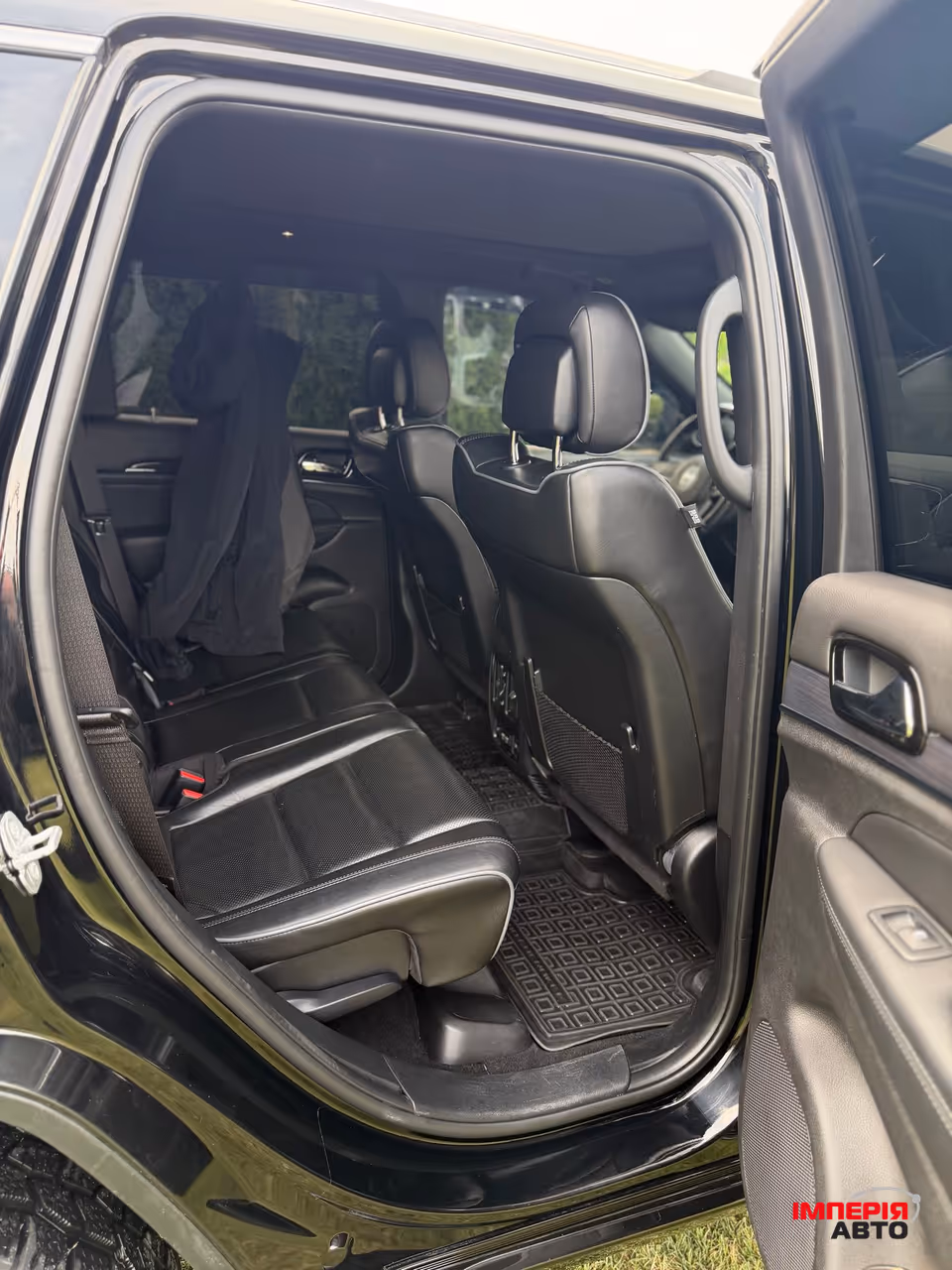 Jeep Grand Cherokee - фото 15