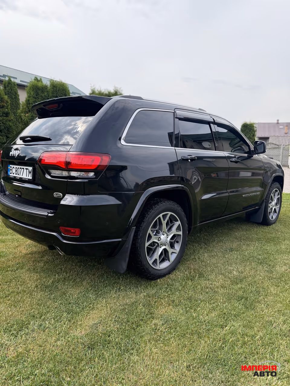 Jeep Grand Cherokee - фото 9