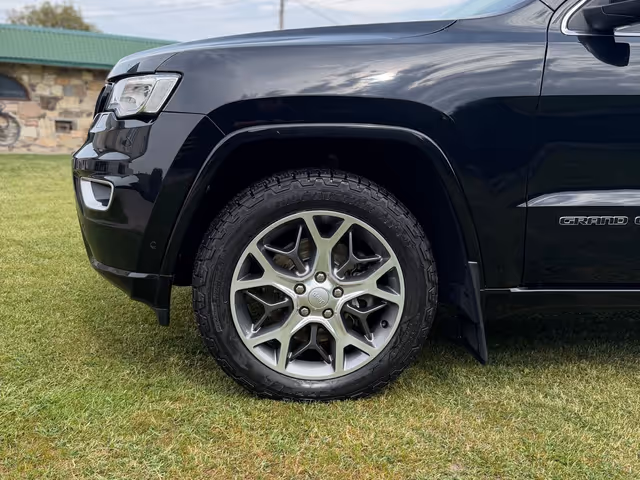 Jeep Grand Cherokee - фото 5