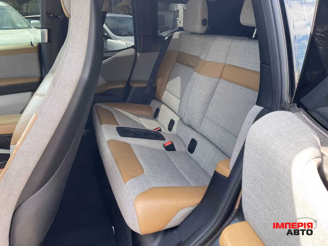 BMW i3 - фото 2