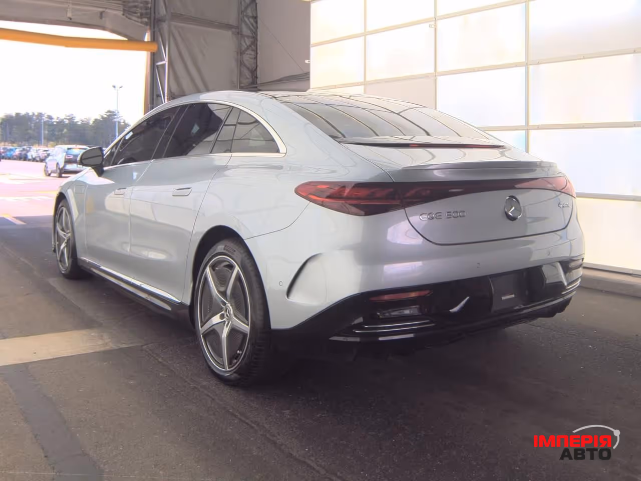 Mercedes-Benz EQE - фото 2