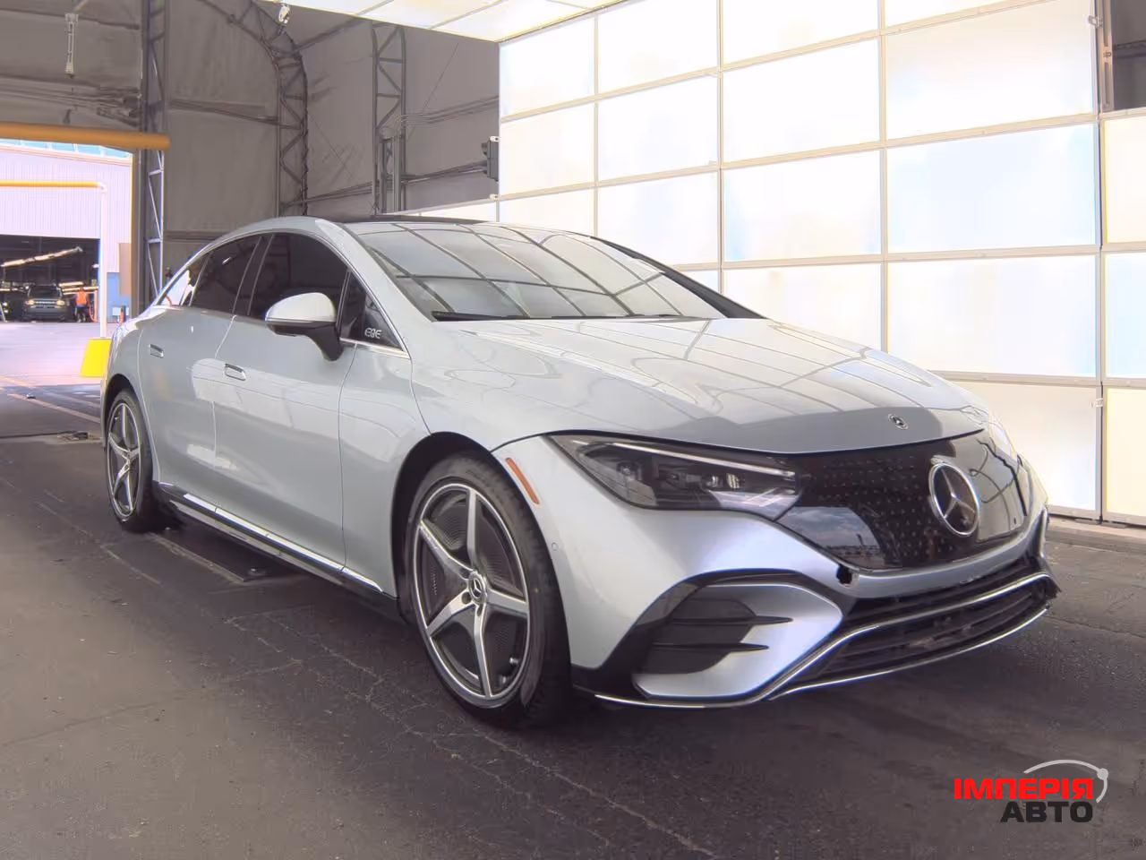 Mercedes-Benz EQE - фото 4