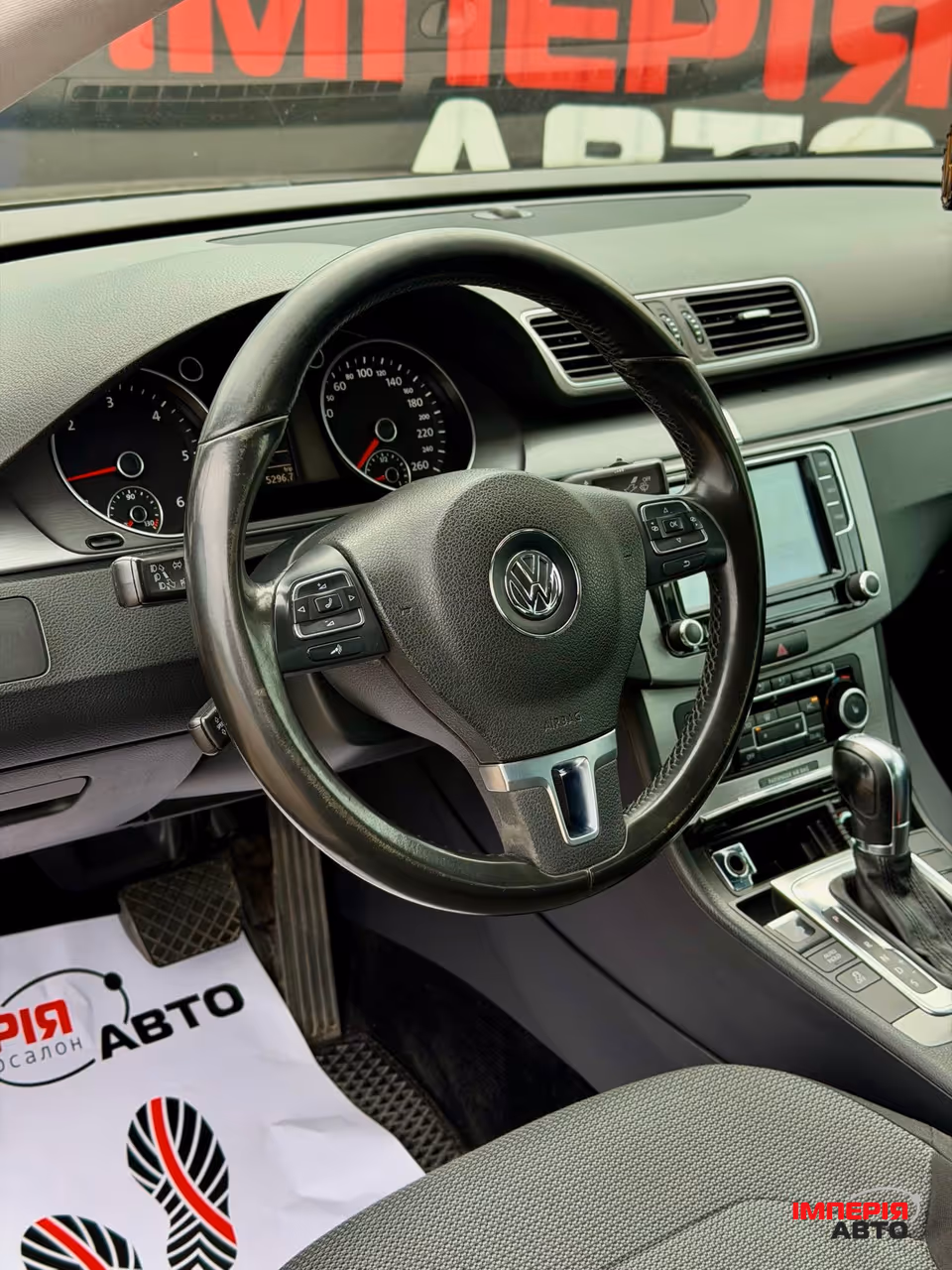 Volkswagen Passat - фото 8