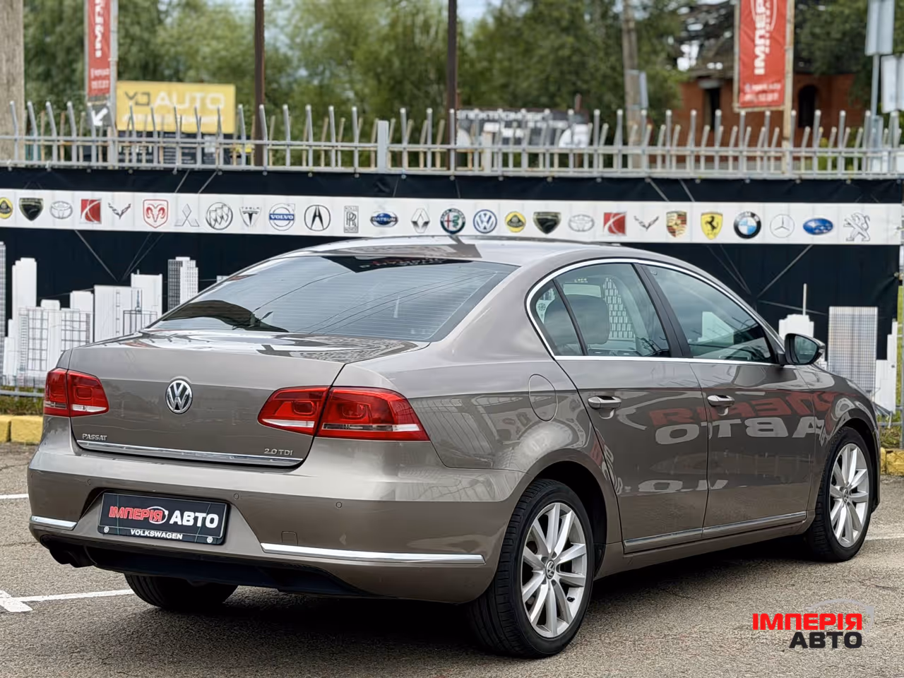 Volkswagen Passat - фото 7
