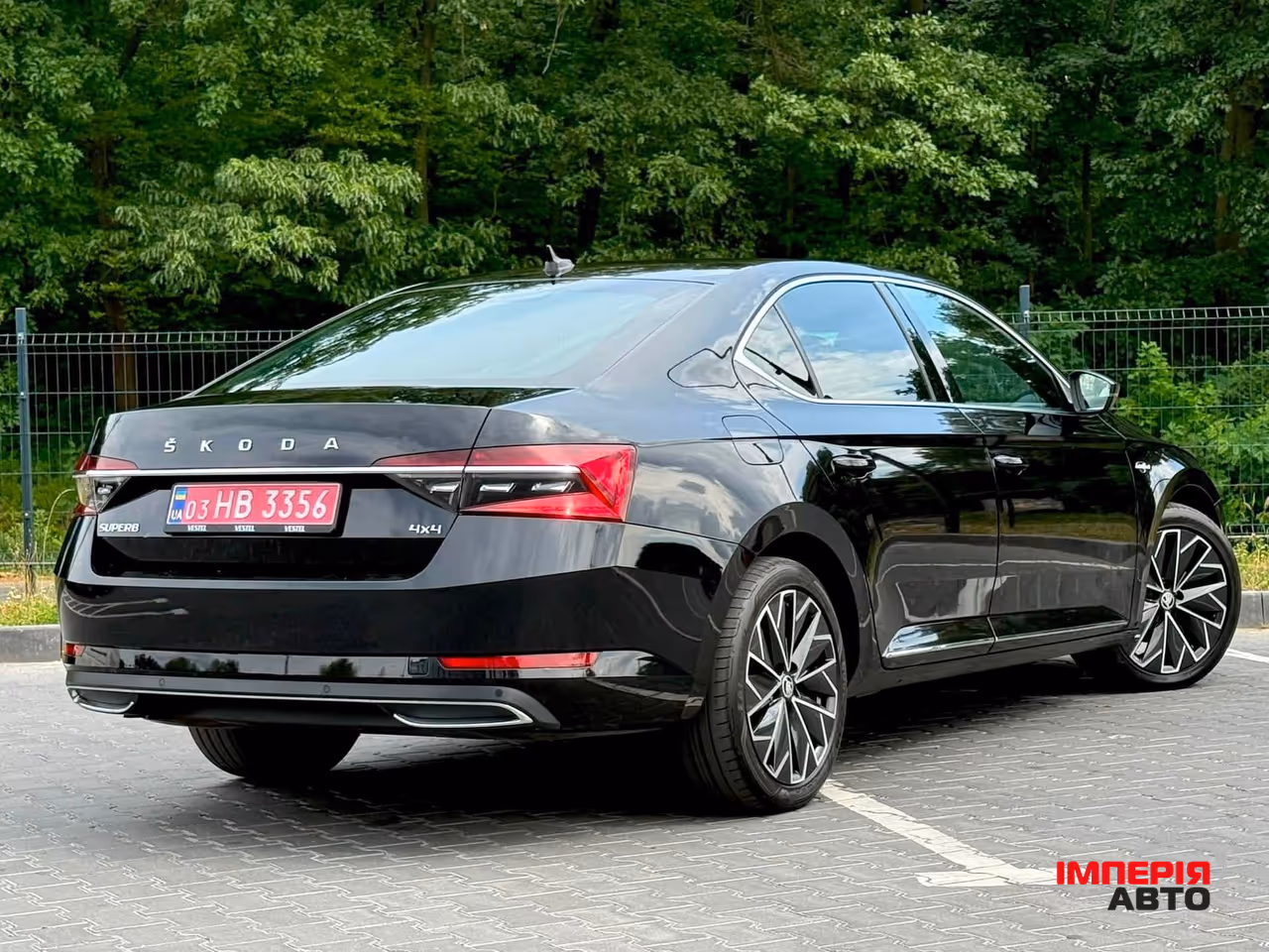 Skoda Superb - фото 11