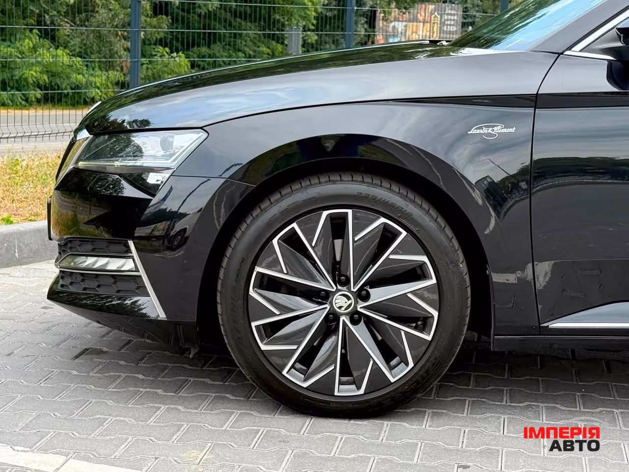 Skoda Superb - фото 19