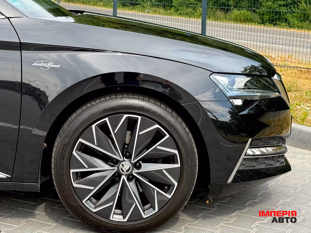 Skoda Superb - фото 13