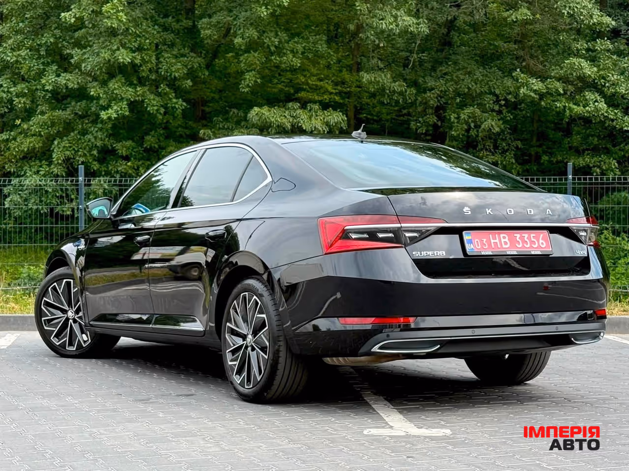 Skoda Superb - фото 15