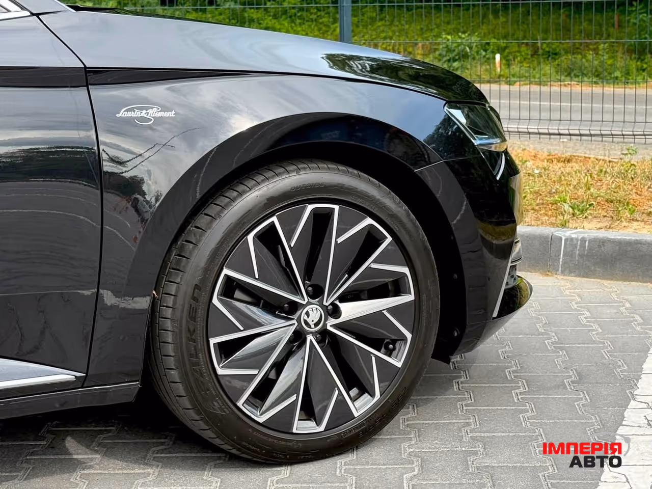 Skoda Superb - фото 12